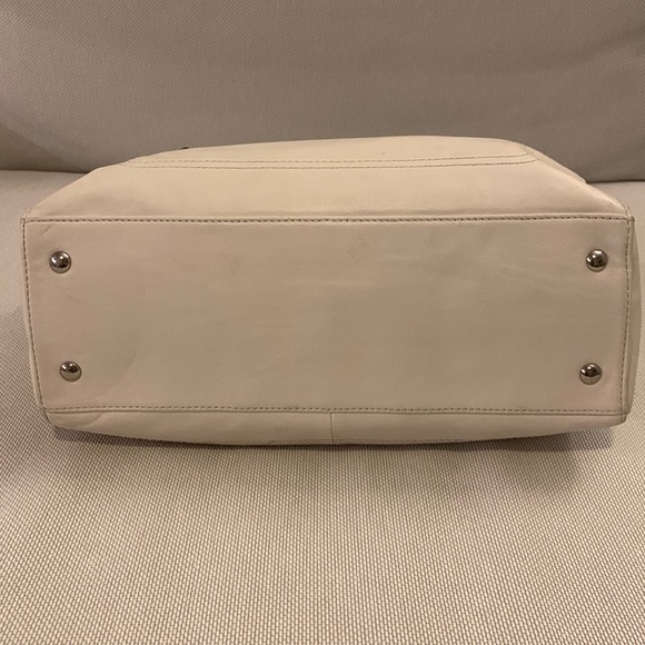 COACH Penelope Ivory Leather Brown Snakeskin Carryall Tote Bag - Picture 5 of 11